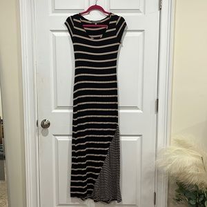 Fun cotton maxi by Finn & Clover